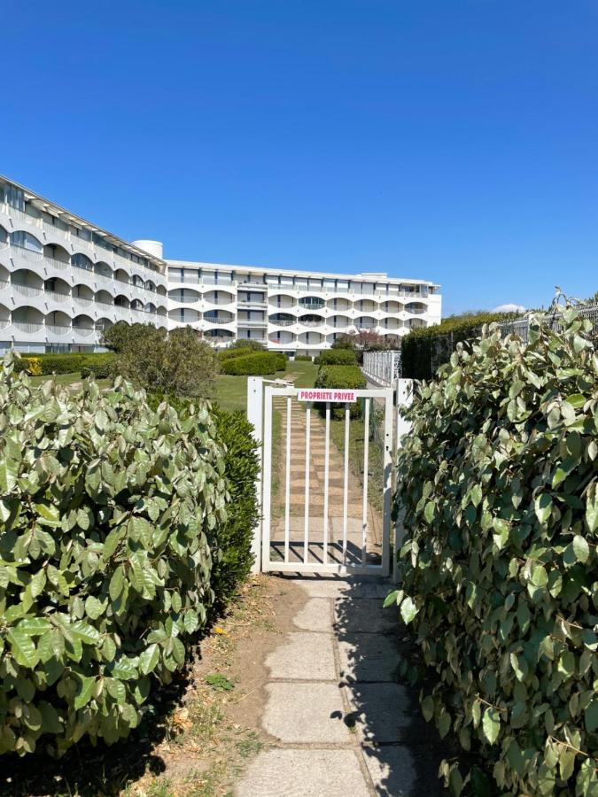 Chez Edouard 362 - Superbe Appartement En Premiere Ligne De La Plage Ла-Гранд-Мот Экстерьер фото